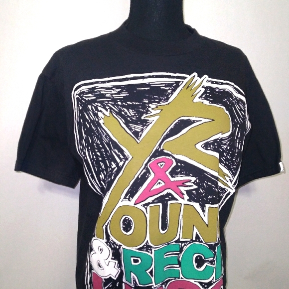 Y2 YOUNG & RECKLESS Short Sleeve Black T Shirt- Size Medium - Picture 2 of 6